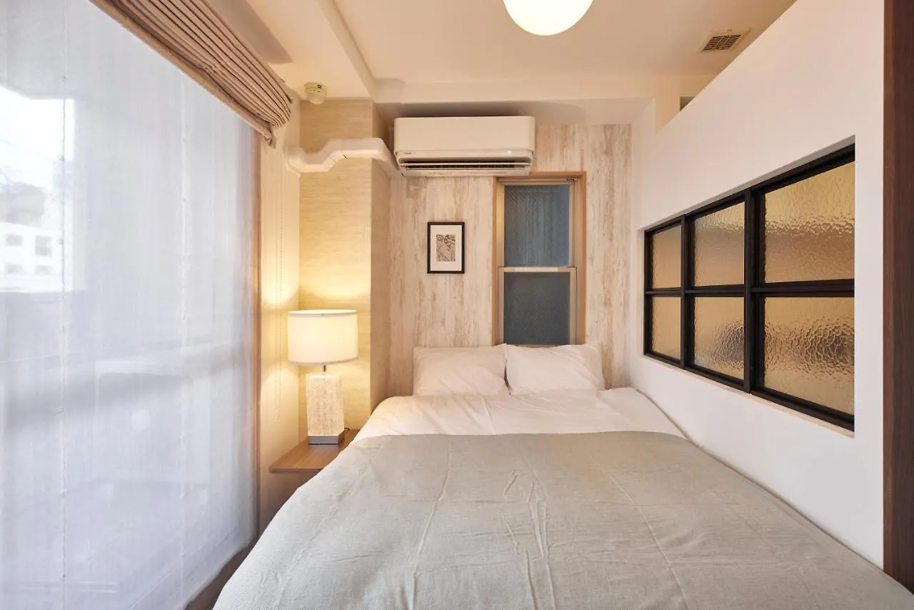 Suiteroom Hana 大阪市 0*,